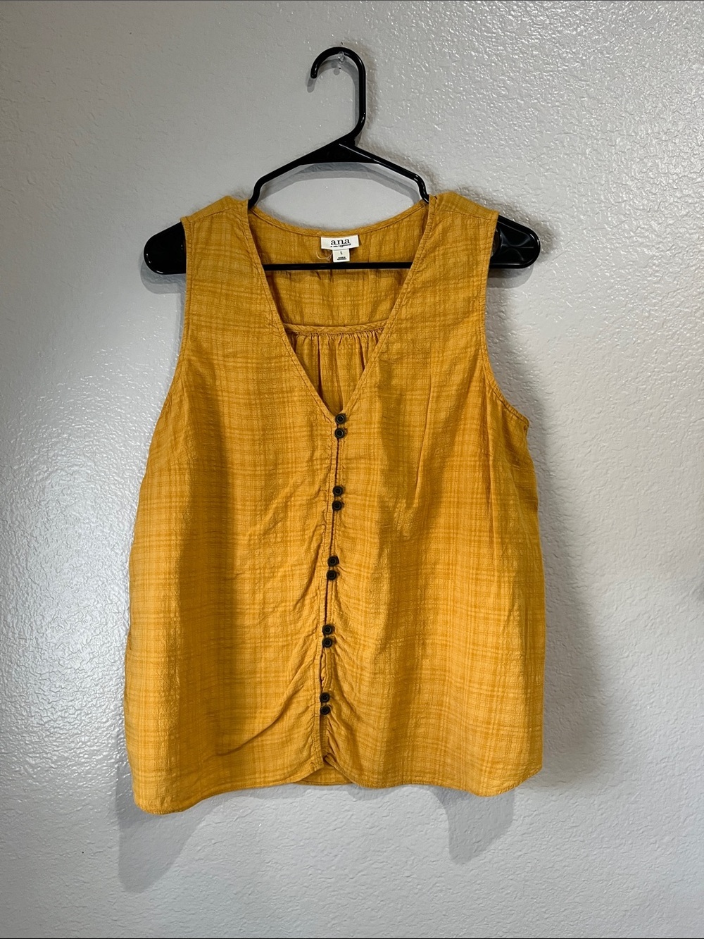 a.n.a Mustard Yellow Sleeveless Button-Front Camisole Sz L bohemian Chic